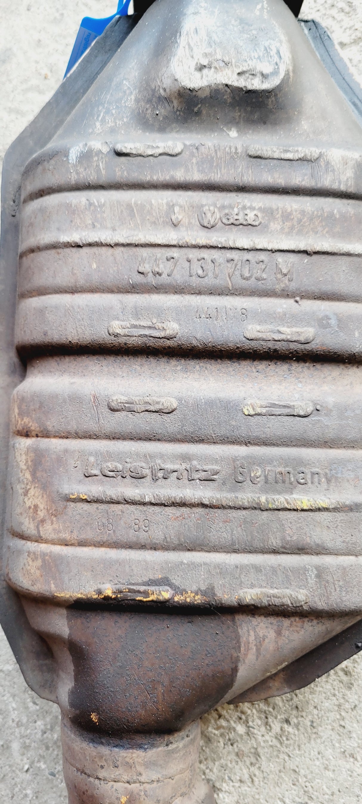 Set of original, used catalysts (447131702M) for Audi 200 20V