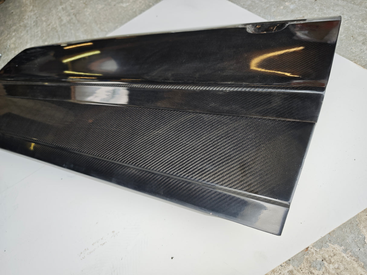 Audi S2 Coupé Carbontür rechts – Sichtcarbon – ultraleicht ca. 4 kg