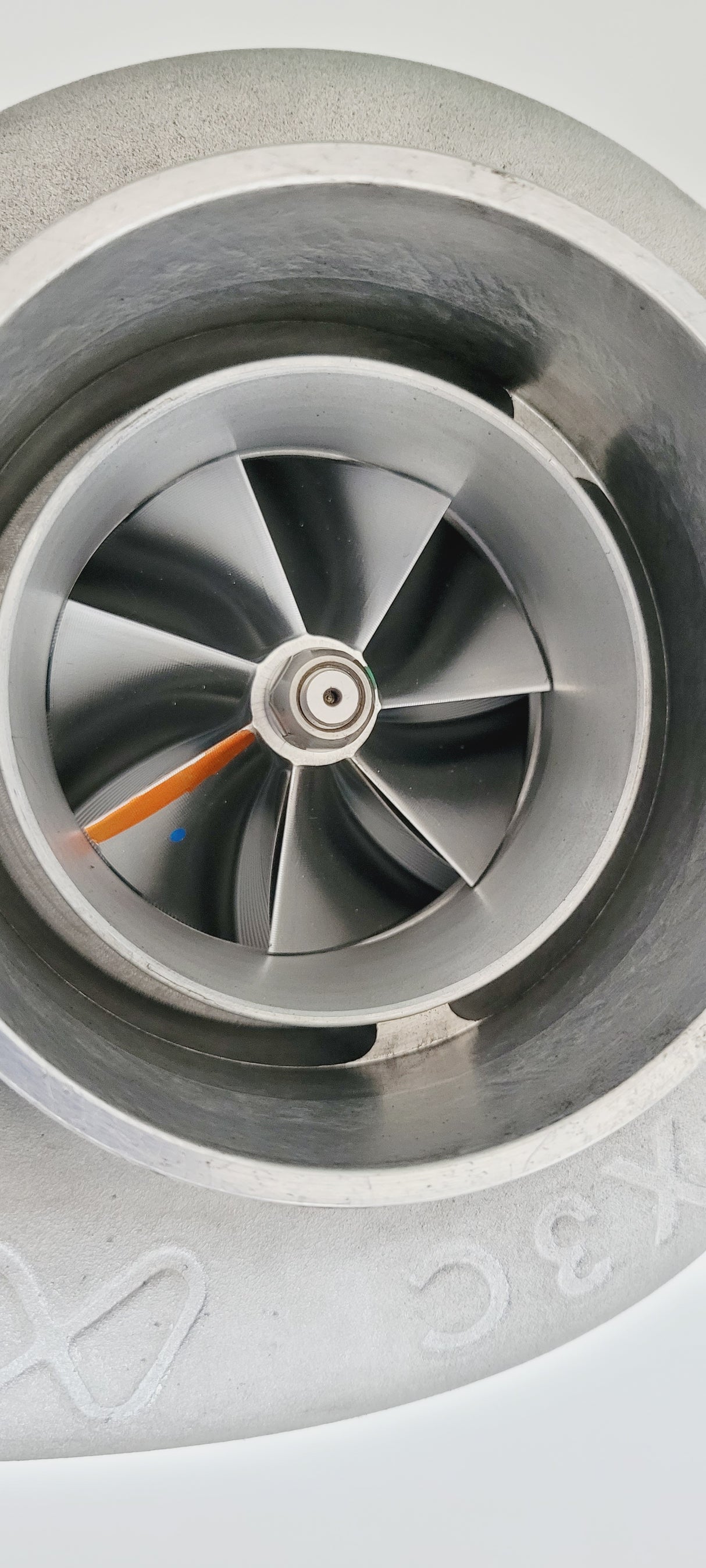 Xona Rotor Turbolader X3C (gebraucht) 0.86 Turbinengehäuse (Thermoisoliert) T3 -Flansch, inkl. Zweitem Turbinengehäuse Sonderangebot