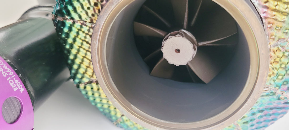Xona Rotor Turbolader X3C (gebraucht) 0.86 Turbinengehäuse (Thermoisoliert) T3 -Flansch, inkl. Zweitem Turbinengehäuse Sonderangebot