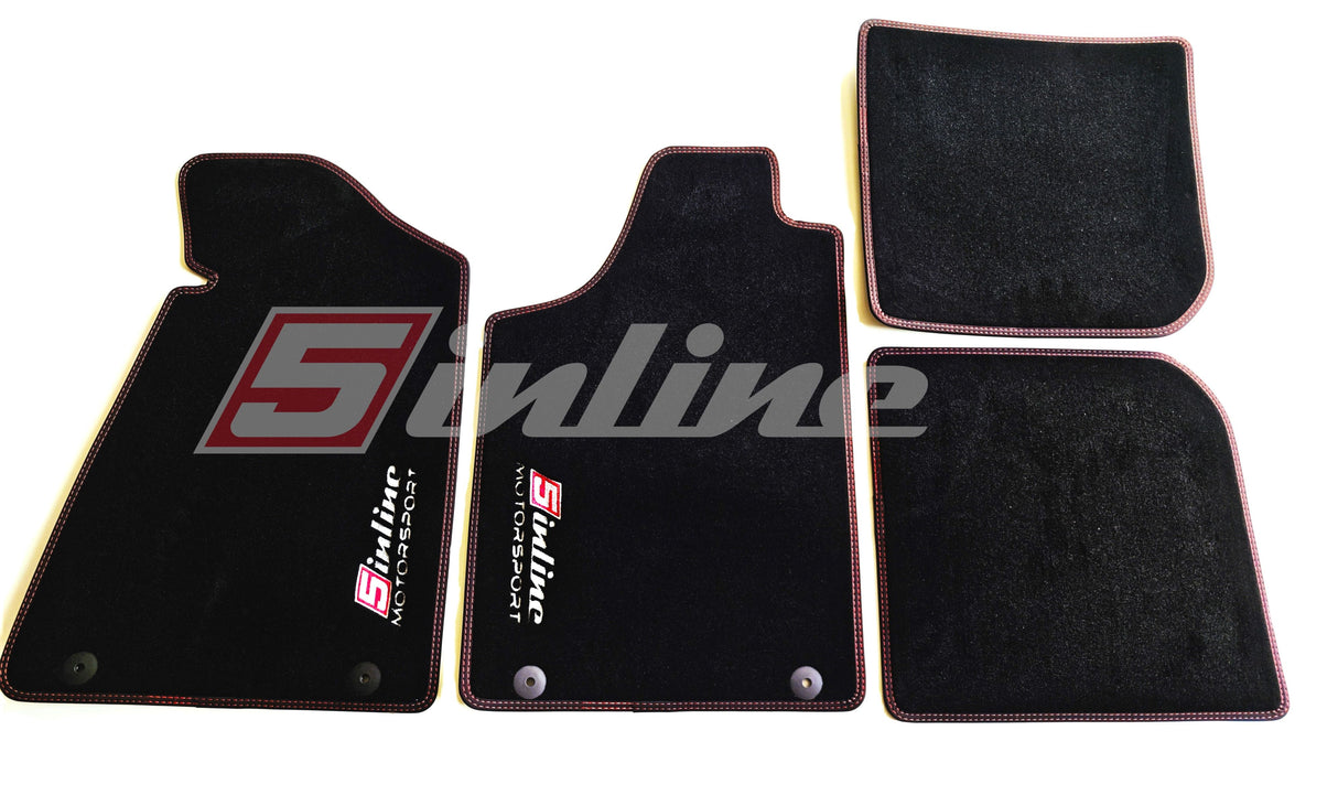Satz Fußmatten Audi 100 / 200 Typ44 / S4 / S6 / S2 / RS2 Avant, Urquattro / Schwarz + Rote Doppelnaht