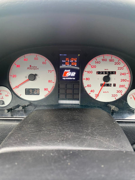 CAN-Checked-Display Umbau für Audi RS2