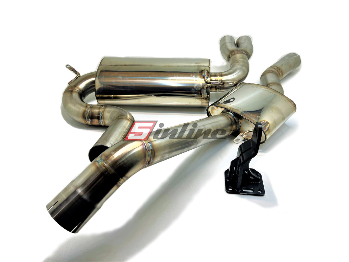 Our stainless steel exhaust system for the Audi S2 Coupe is optimized for sound and dynamic pressure