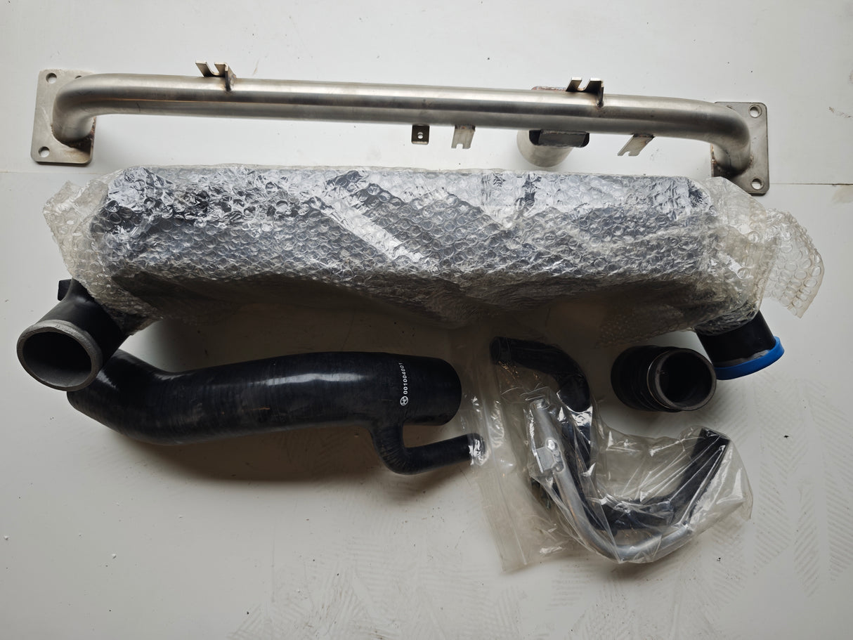 Wagner EVO2 Ladeluftkühler für Audi S2/RS2 inkl. Traverse + SIlikonschlauchmaterial