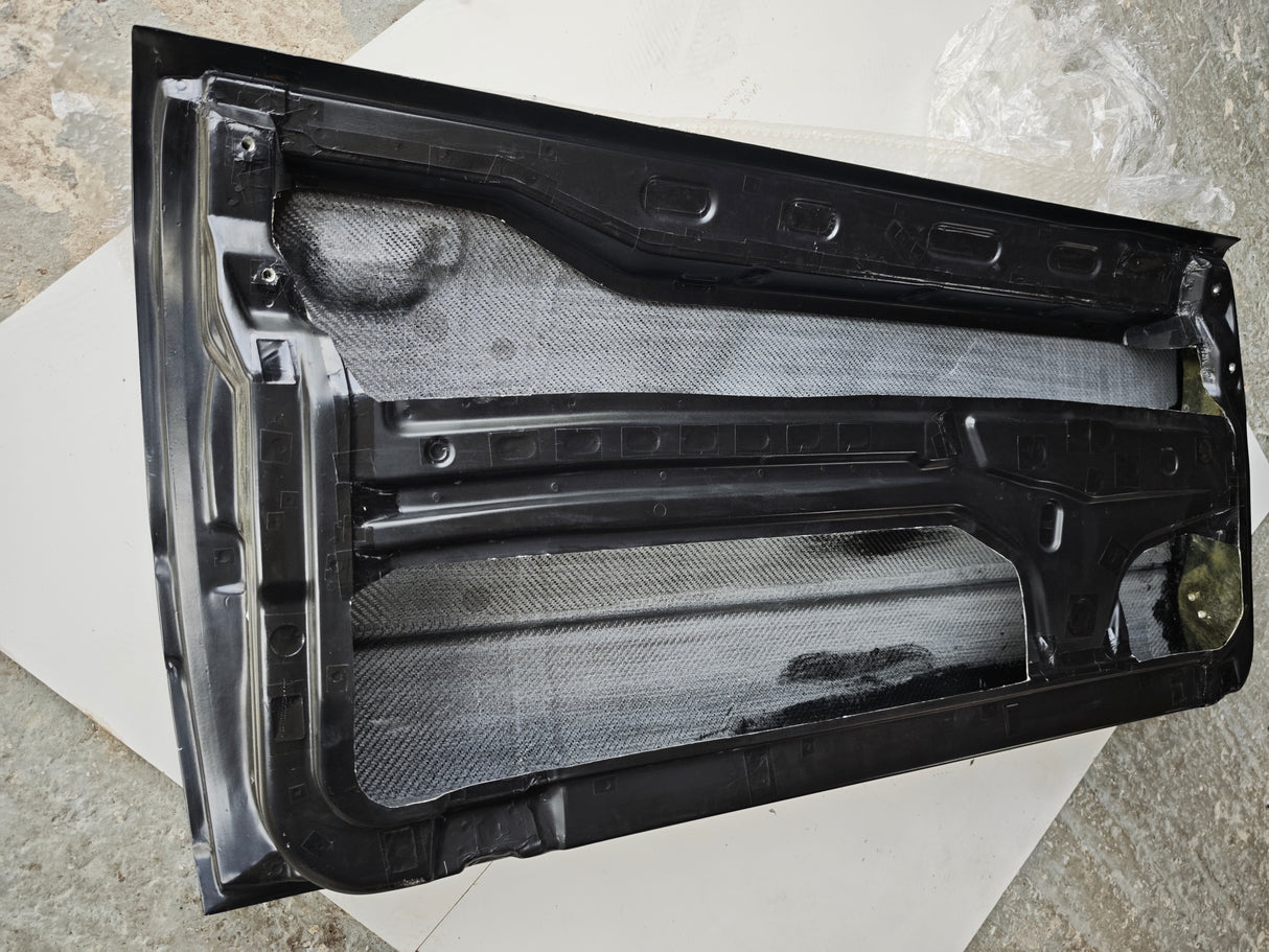 Audi S2 Coupé Carbontür rechts – Sichtcarbon – ultraleicht ca. 4 kg