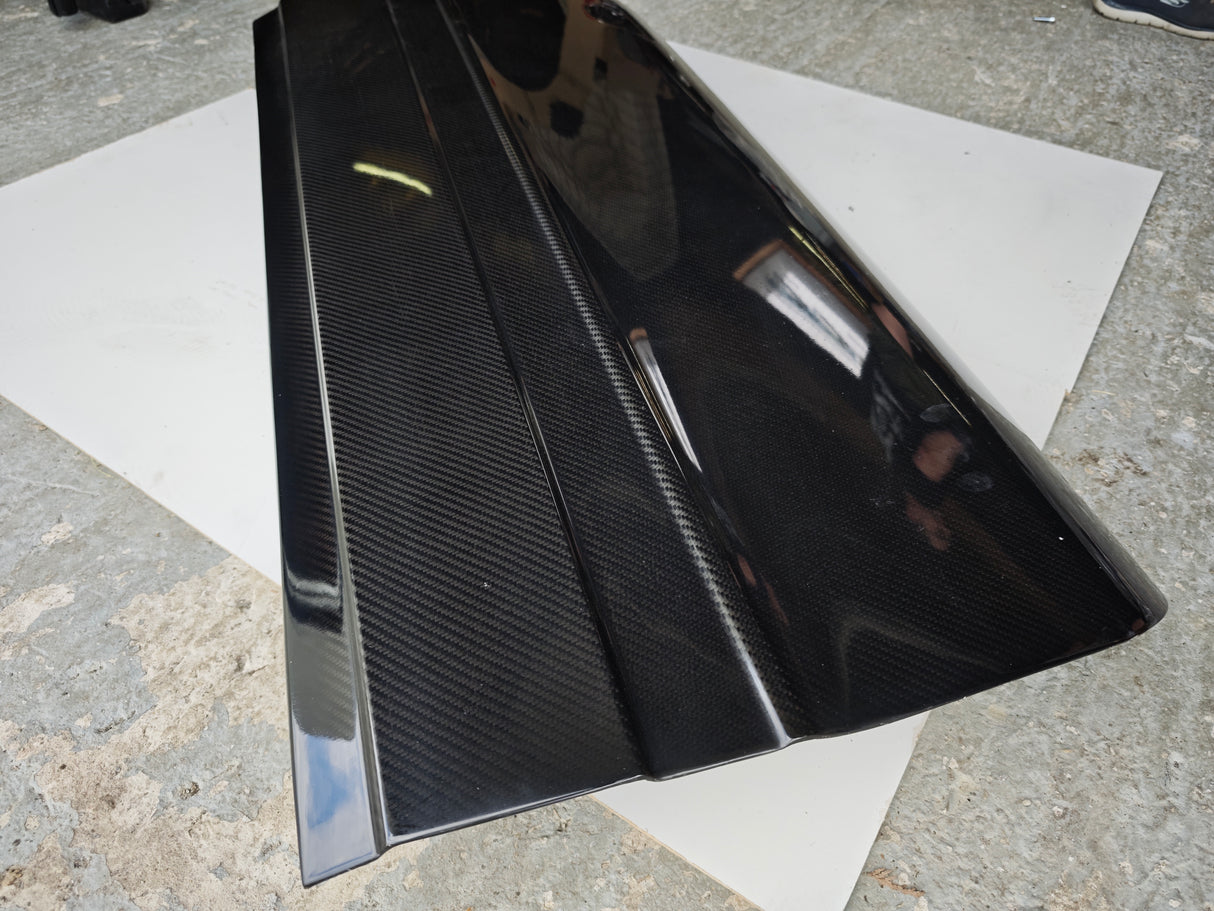 Audi S2 Coupé Carbontür rechts – Sichtcarbon – ultraleicht ca. 4 kg