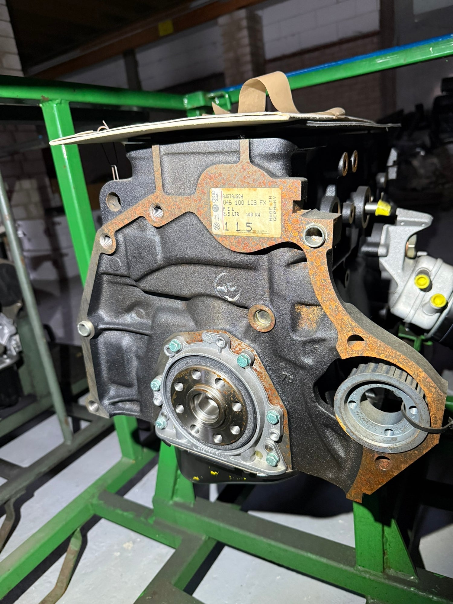 Motorblock Audi 100 A6 2 5 TDI AEL Werksneu 5inline 5inline Motorsport motorblock-audi-100-a6-2-5-tdi-ael-werksneu-5inline-5inline-motorsport