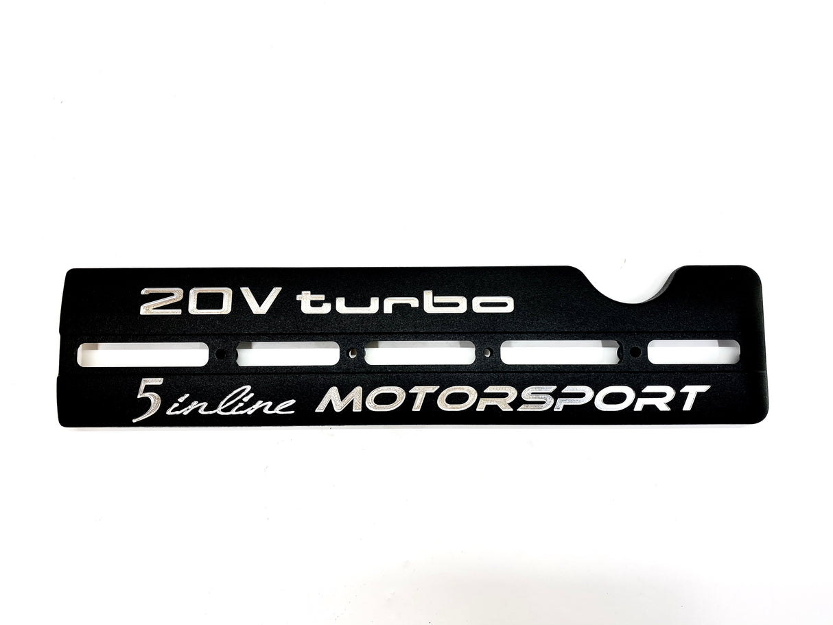 Zündleistenabdeckung / Zündspulenabdeckung 2.5L 20V Turbo schwarz mit Kühlschlitzen und gefrästem Logo 5inline Motorsport